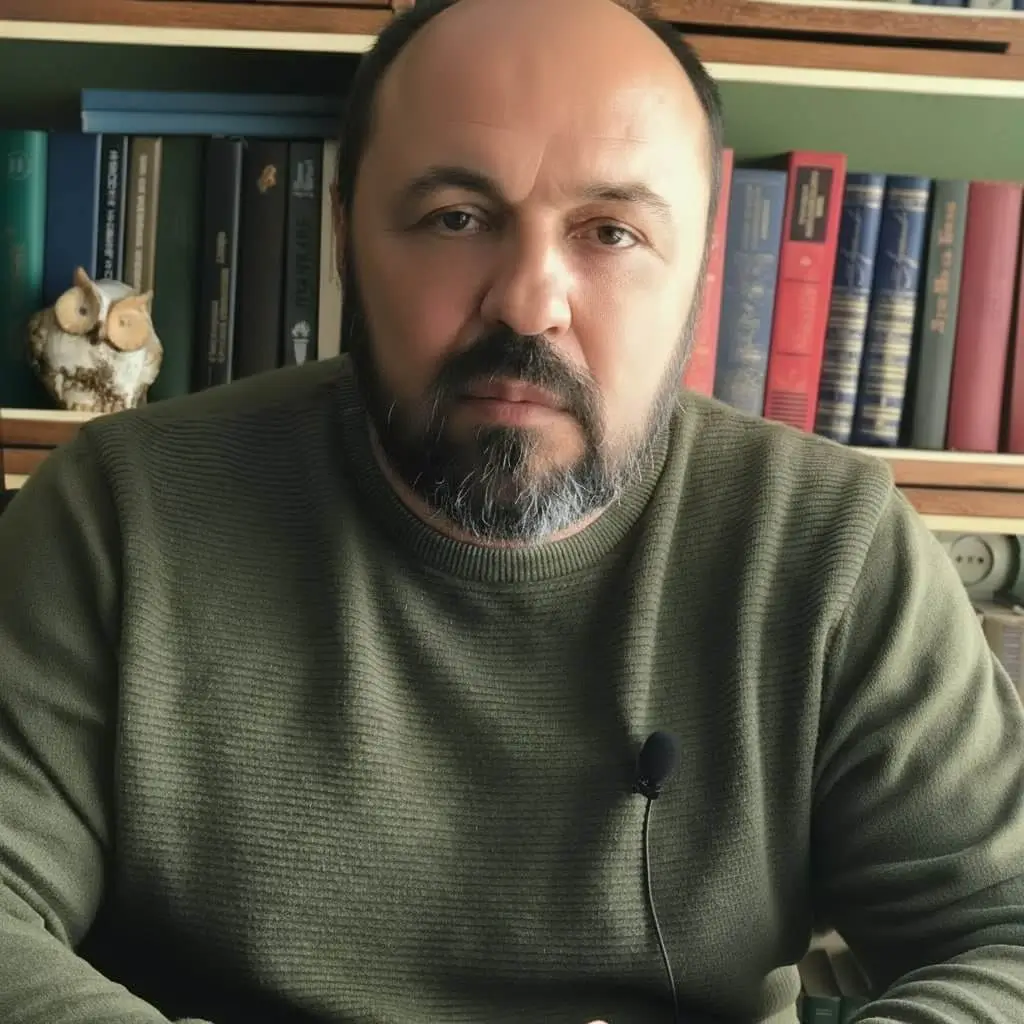 Олег Безверхий